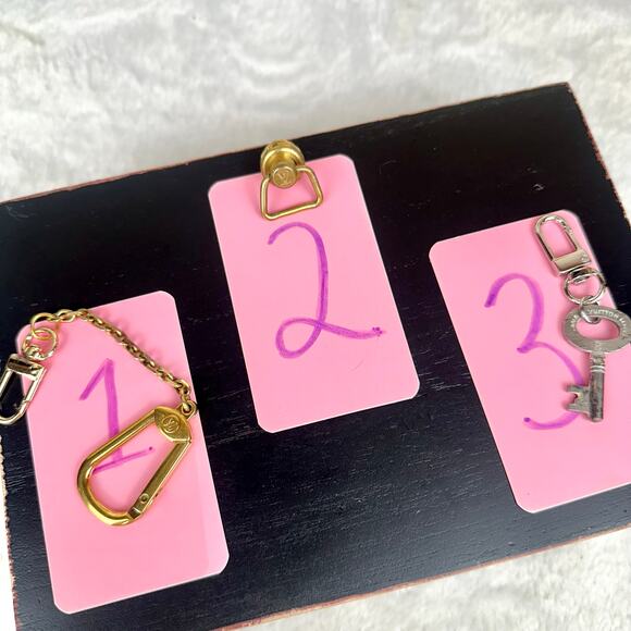 Authentic Louis Vuitton vintage parts in great condition - Picture 8 of 8